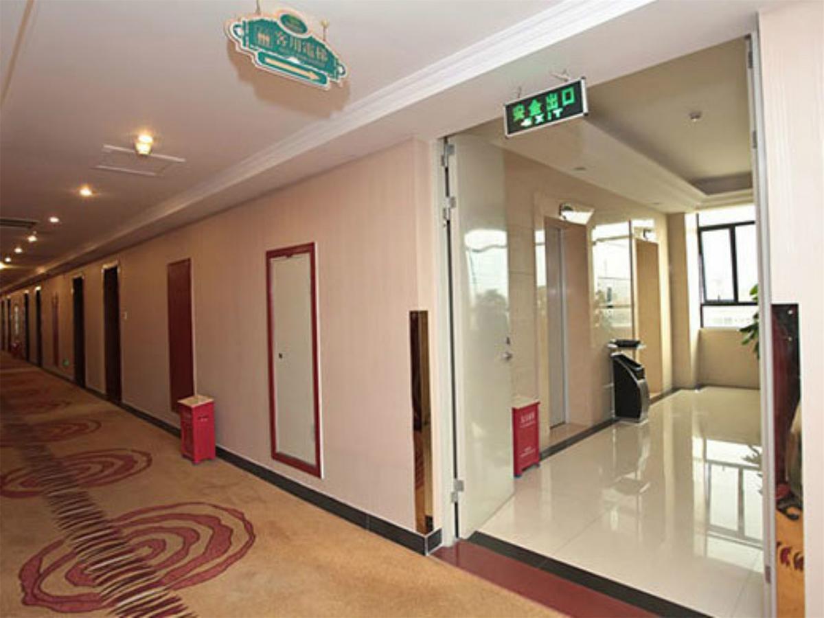 Vienna Hotel Ningbo Xiangshan Coach Terminal Exterior photo