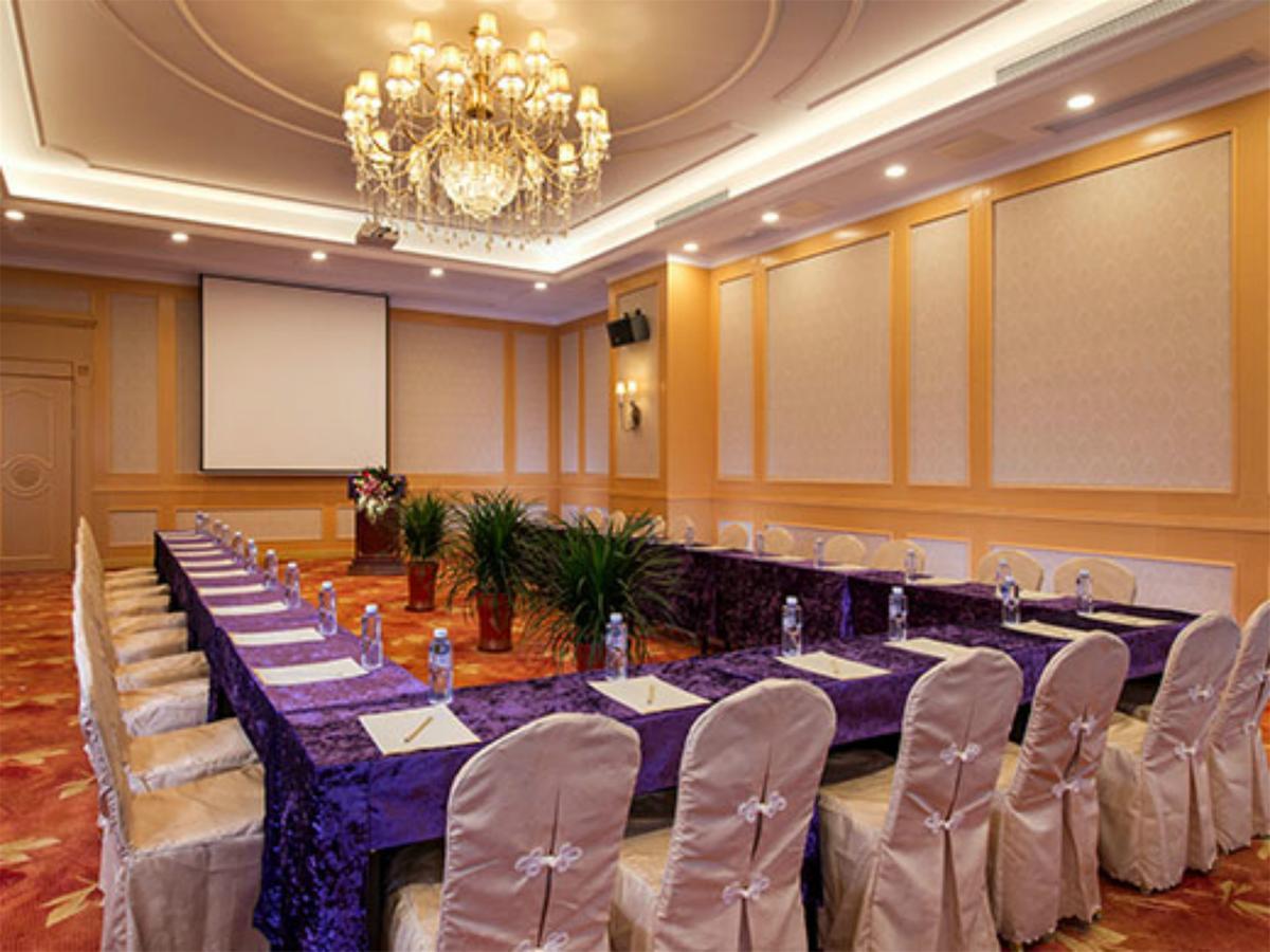Vienna Hotel Ningbo Xiangshan Coach Terminal Exterior photo